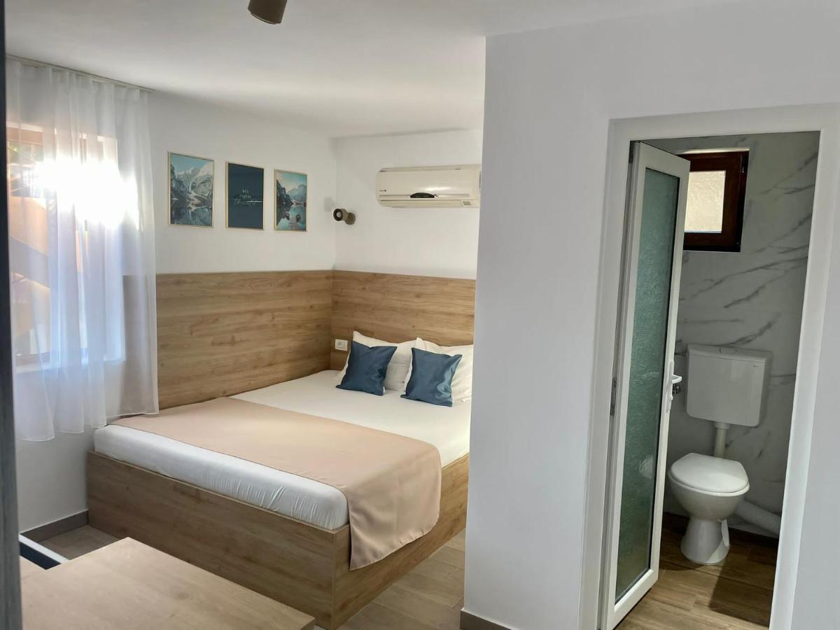 Vila Sibel Costinesti Ngoại thất bức ảnh